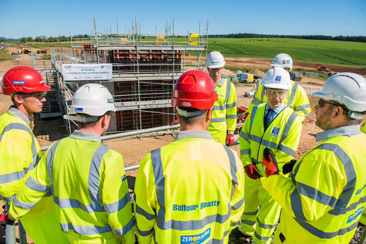 Cabinet Secratary for Transport, Michael Matheson meeting trainees and apprentices