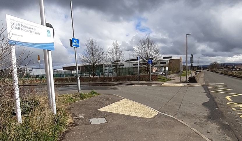 An outdoors view of Crieff Primary and Crieff High Schools.